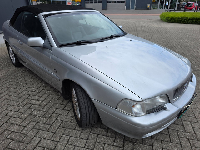 Volvo C70 2001 foto 15