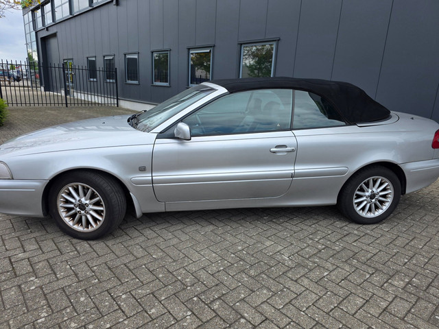 Volvo C70 2001 foto 9