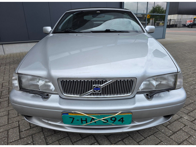 Volvo C70 2001 foto 17
