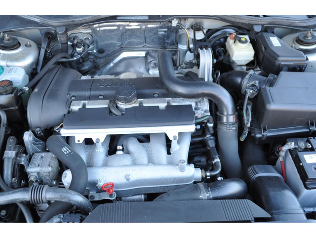 Volvo C70 2004 foto 22