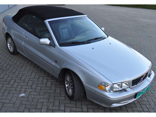 Volvo C70 2004 foto 17