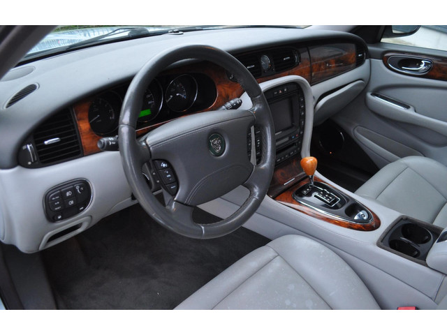 Jaguar XJ 2003 foto 6