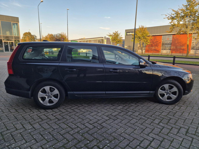 Volvo V70 2009 foto 12