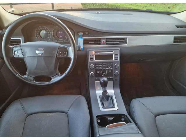 Volvo V70 2009 foto 4