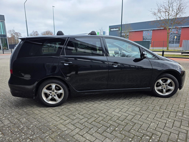 Mitsubishi Grandis 2005 foto 16