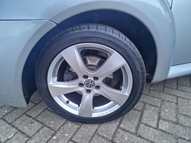 Volkswagen New Beetle 2004 foto 17