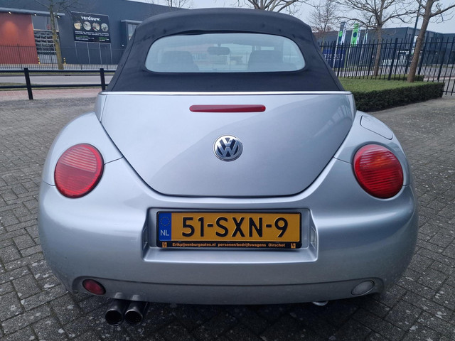 Volkswagen New Beetle 2004 foto 10