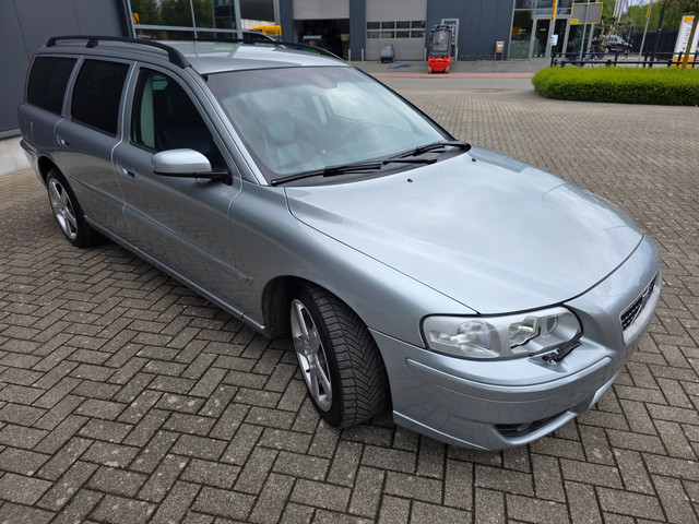Volvo V70 2006 foto 17