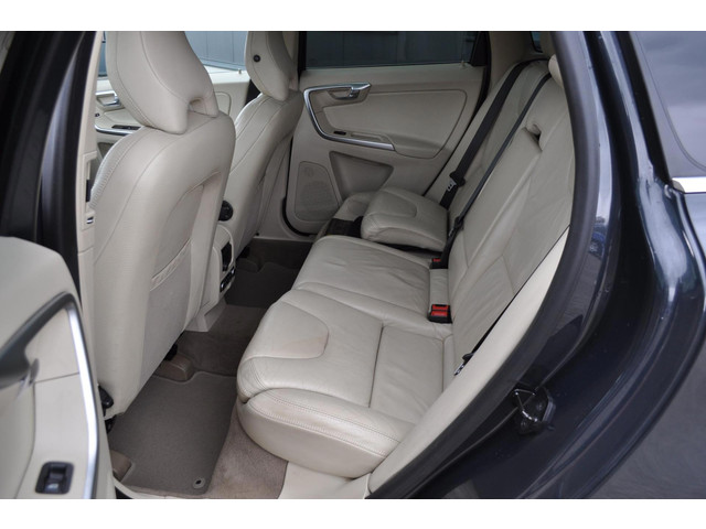 Volvo XC60 2009 foto 21