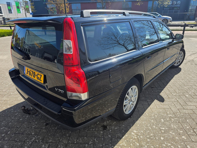 Volvo V70 2004 foto 14