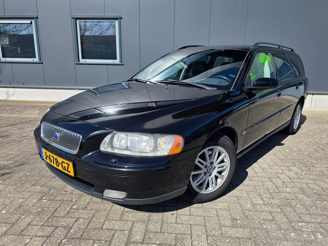 Volvo V70 2004