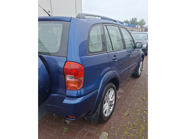 Toyota RAV4 2003 foto 3