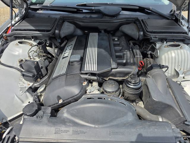 BMW 5 Serie 2001 foto 23