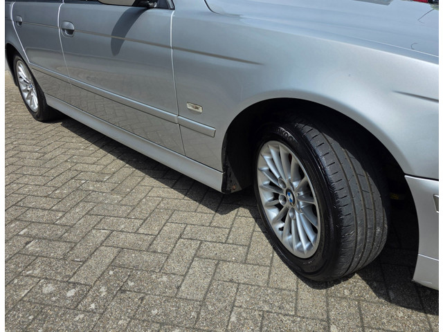 BMW 5 Serie 2001 foto 21