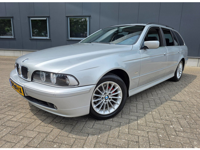 BMW 5 Serie 2001 foto 2